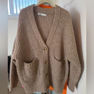 Zara Tan Ribbed V‑Neck Button Cardigan